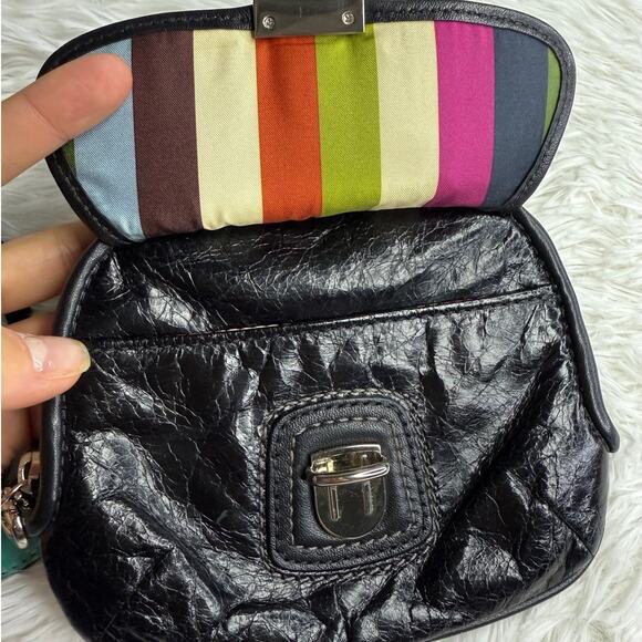 y2k COACH Poppy Black Leather Push Lock Oval Wristlet Zip - Picture 6 of 14